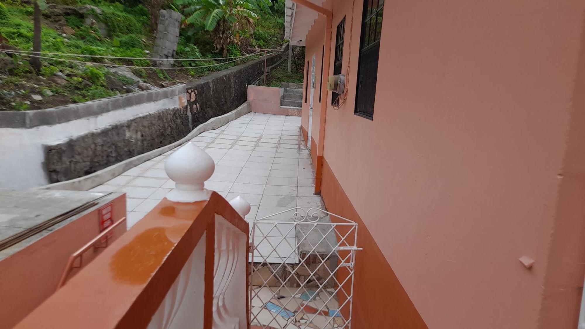 Angie'S Cove, Modern Get-Away Overlooking Castries Dış mekan fotoğraf